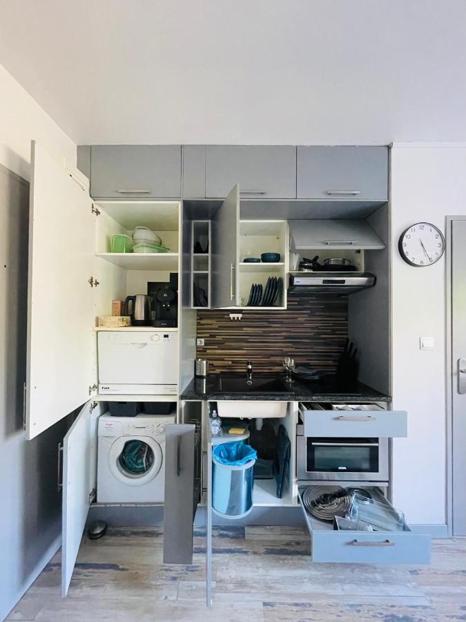 Dnn: Stylish Studio with Free WiFi and Parking Near Basel Saint-Louis  Exterior photo