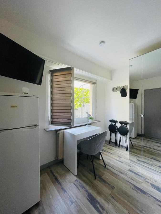 Dnn: Stylish Studio with Free WiFi and Parking Near Basel Saint-Louis  Exterior photo