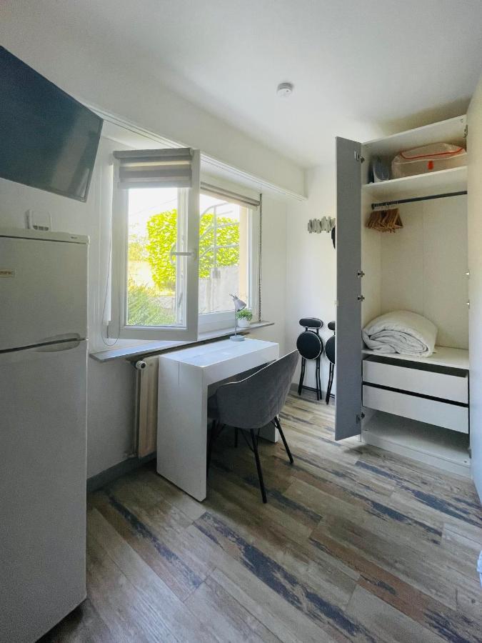 Dnn: Stylish Studio with Free WiFi and Parking Near Basel Saint-Louis  Exterior photo